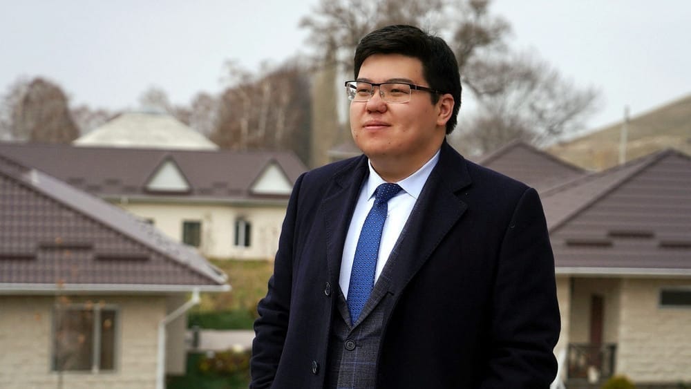 Кабмин хочет выделить землю компании, чей руководитель встречался с Бакиевым – Темирлан Султанбеков изображение публикации