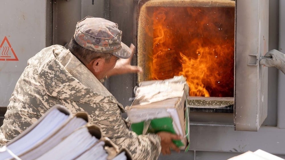 В Кыргызстане продлили сроки добровольной легализации активов – президент подписал закон изображение публикации