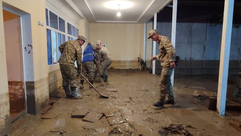 Сель в Кадамжайском районе: эвакуированы около 1 тысячи жителей изображение публикации
