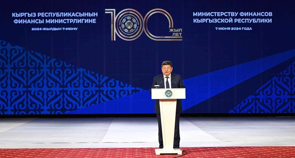 Необходимо вывести на IPO 5-10 топовых компаний КР – Акылбек Жапаров изображение публикации