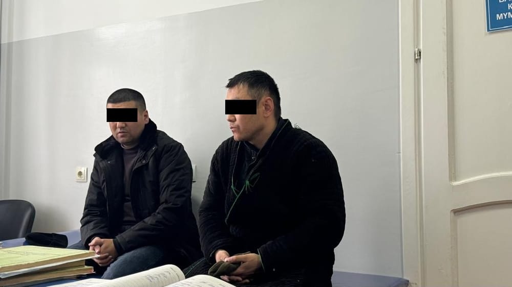 Правоохранители КР получали взятки за «крышевание» контрабанды – их осудили на шесть лет изображение публикации