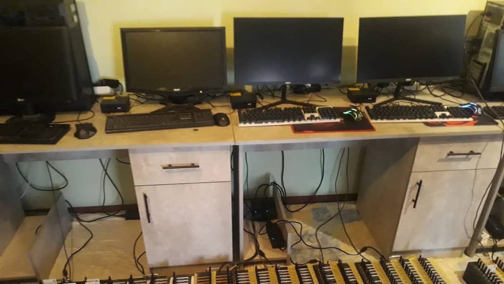 Сотрудники ГКНБ КР пресекли деятельность подпольного терминала в Оше изображение публикации