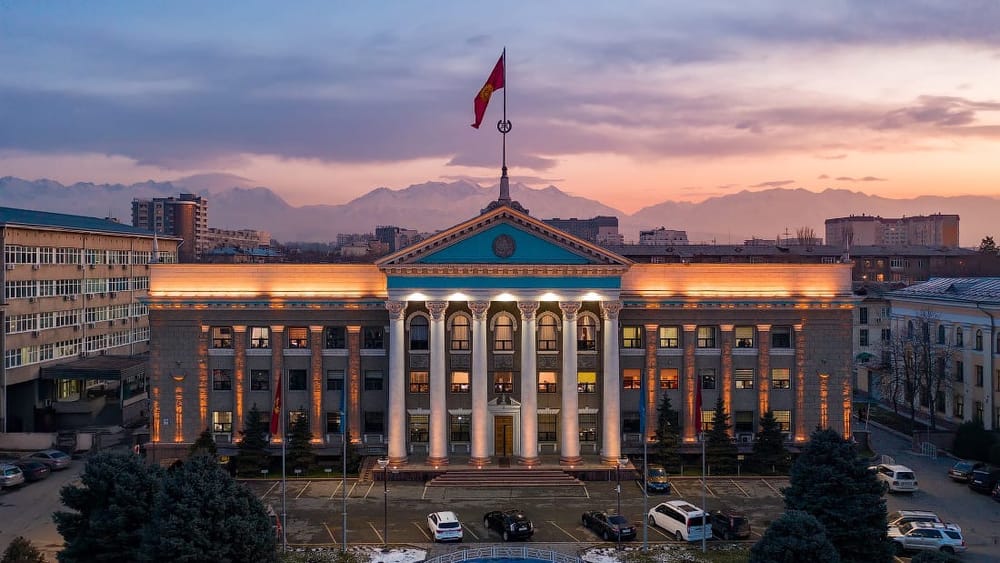 В Бишкеке 26 компаний неоднократно нарушали правила благоустройства – мэрия опубликовала список изображение публикации