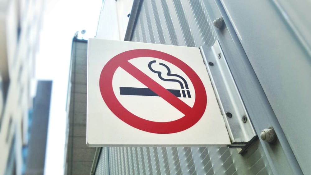 ЖК одобрил закон о запрете электронных сигарет — за их ввоз будут штрафовать на 200 тысяч сомов изображение публикации