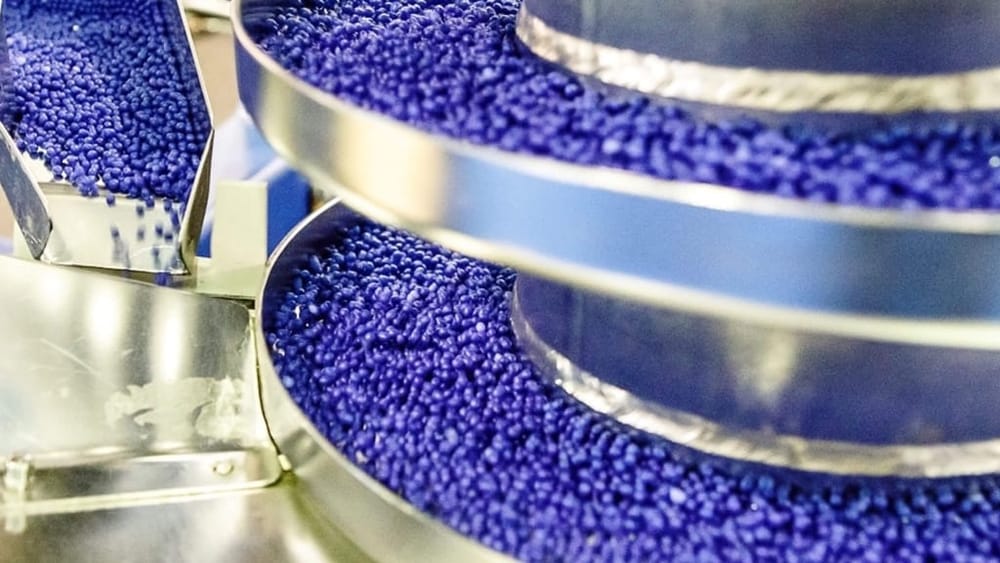 Минтранс КР ищет частного партнера для производства термопластика изображение публикации