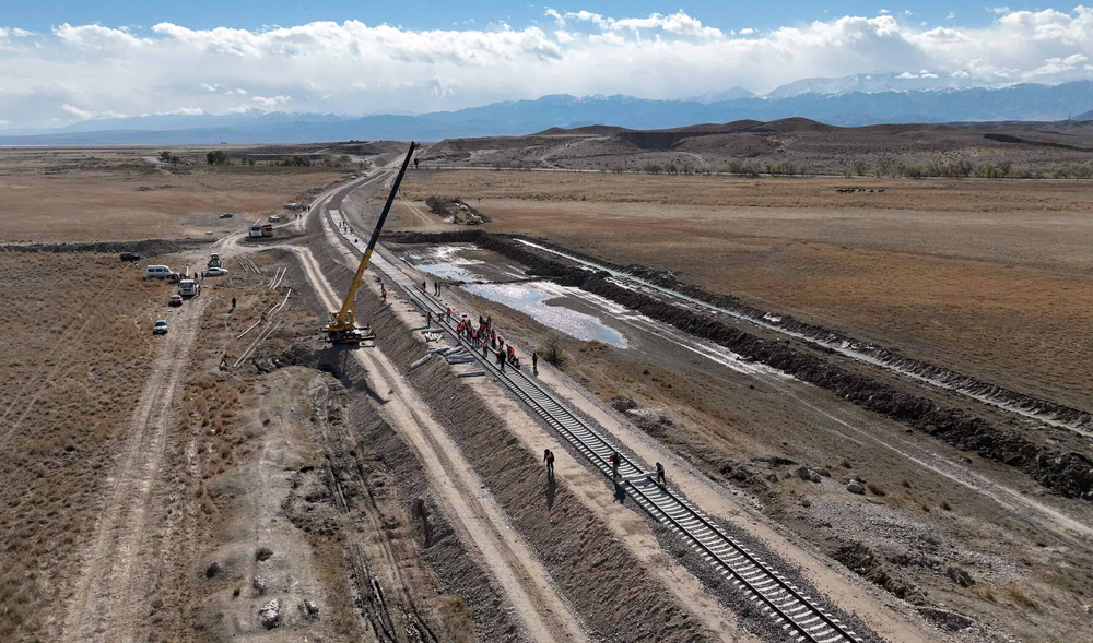 Узбекистан ратифицировал соглашение о строительстве железной дороги Китай — Кыргызстан — Узбекистан изображение публикации
