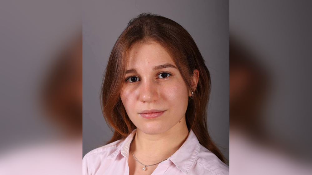 Выпускница школы №29 Бишкека получила 1 млн рублей за разработку технологии изготовления трудногорючей бумаги изображение публикации