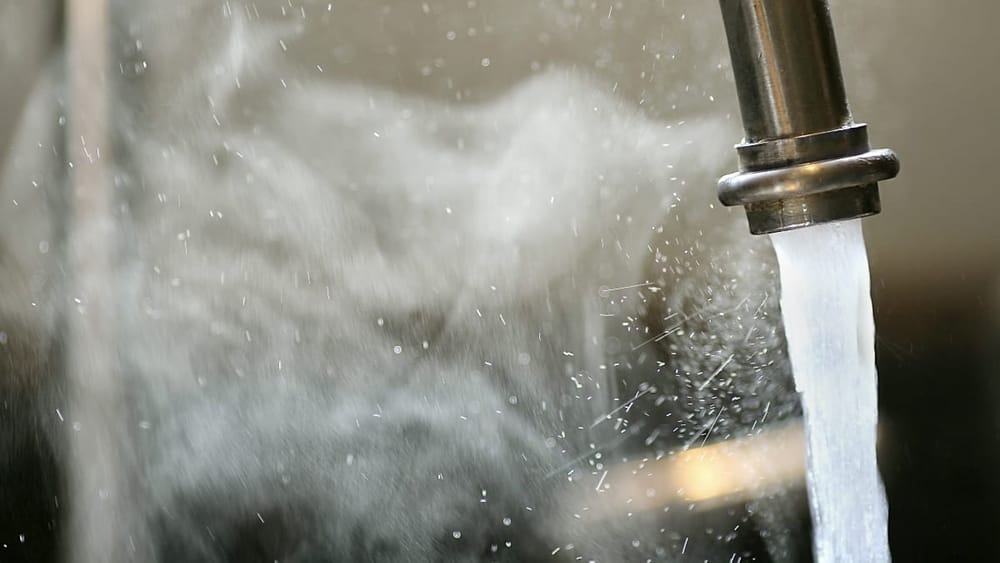 В 11-м микрорайоне Бишкека отключили горячую воду изображение публикации