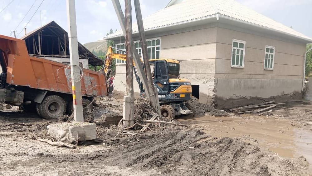 Сель в Ноокатском районе: повреждены 55 опор линий электропередач изображение публикации