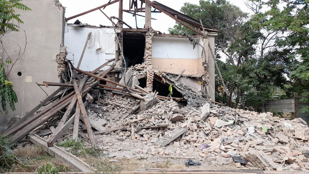 В центре Бишкека снесли музей Панфиловской дивизии — памятник архитектуры республиканского значения изображение публикации