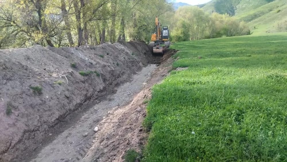 МЧС очищает каналы в Тюпском районе для предотвращения паводков изображение публикации