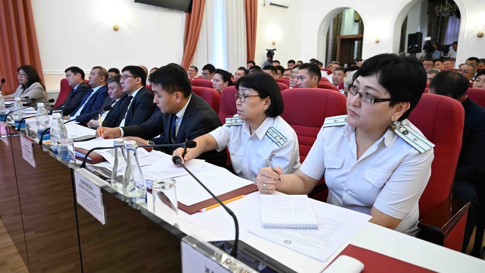 Какие задачи поставил Акылбек Жапаров перед Налоговой службой – список изображение публикации