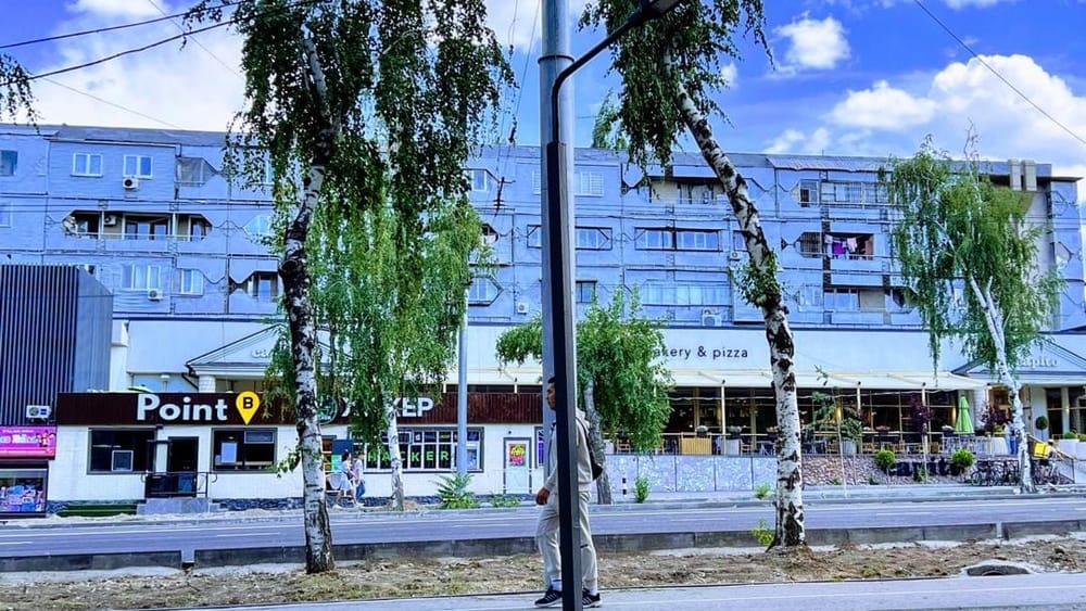 В Бишкеке обновляют фасады зданий – как они выглядят? изображение публикации