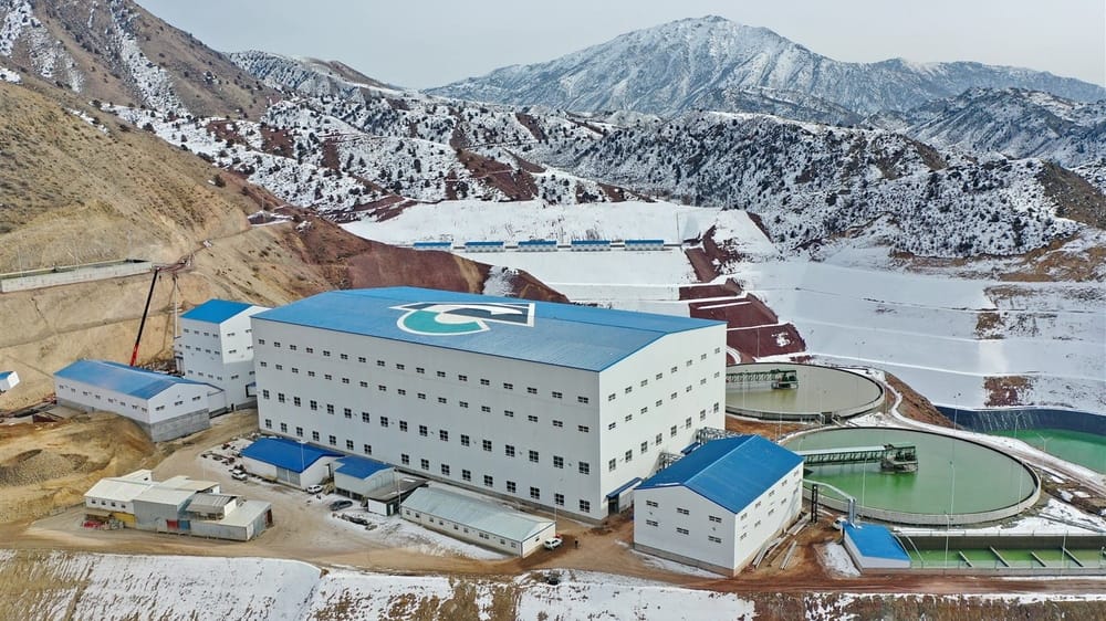 «Эти Бакыр Терексай» выплатила семье погибшего водителя более 21 млн сомов изображение публикации