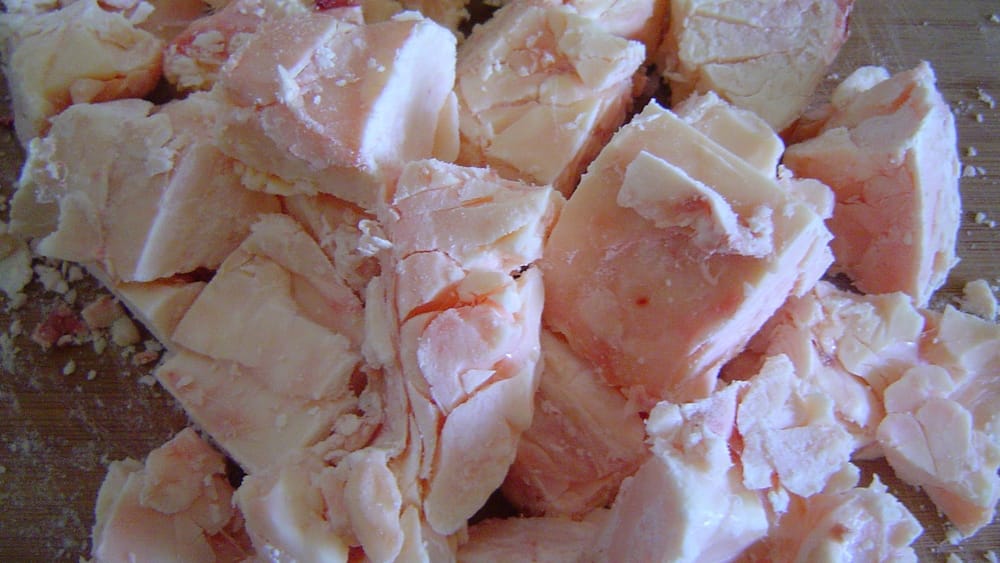 В Кыргызстан снова пытались ввезти 80 тонн говяжьего жира изображение публикации