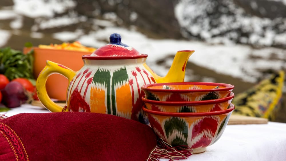 За пять месяцев 2024 года Кыргызстан посетили около 1 млн туристов из Узбекистана изображение публикации