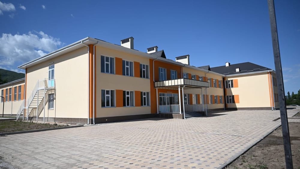 В селе Кошой Чуйской области построили школу на 225 мест изображение публикации