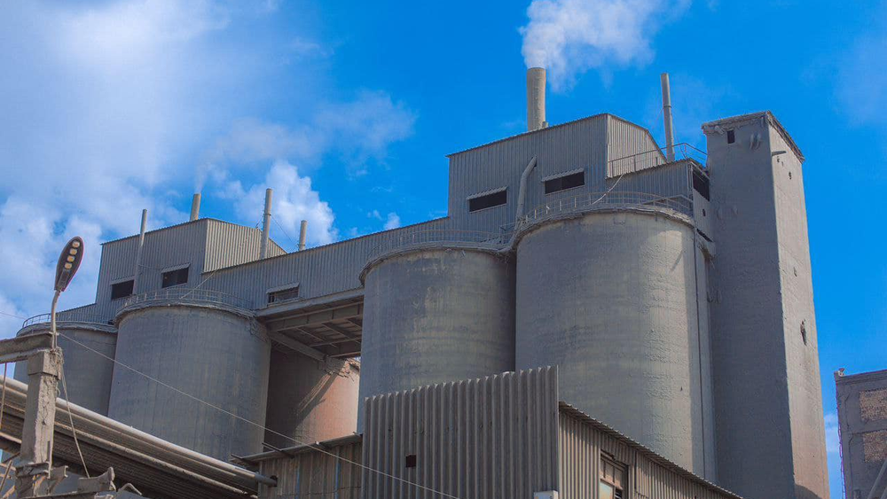 Гендиректор ОАО «Кантский цементный завод» вышел из числа акционеров предприятия изображение публикации