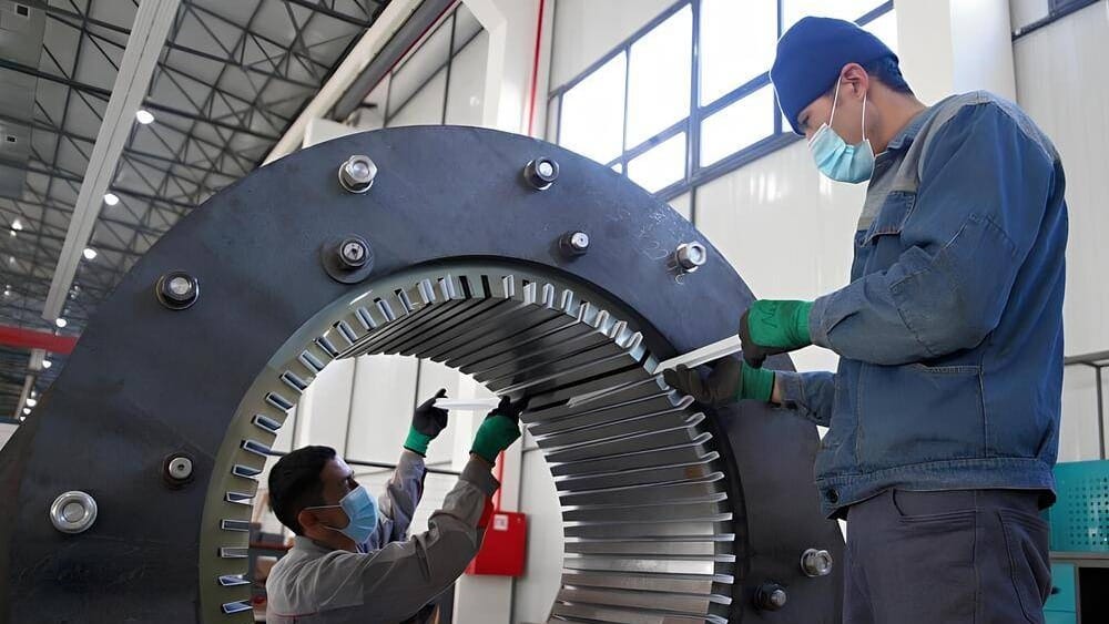 Промышленность Кыргызстана выросла на 0.8%, без учета Кумтора – на 11.8% изображение публикации