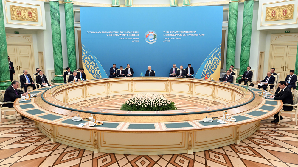 Жапаров предложил создать экономический механизм водно-энергетического сотрудничества в ЦА изображение публикации