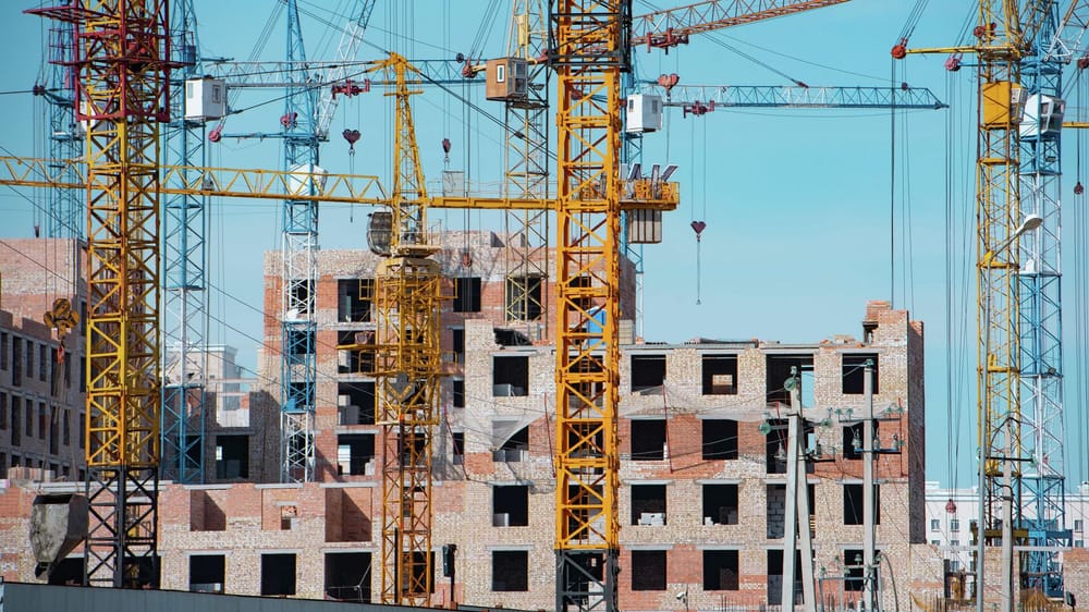 В Бишкеке выявили 26 незаконных построек – список изображение публикации