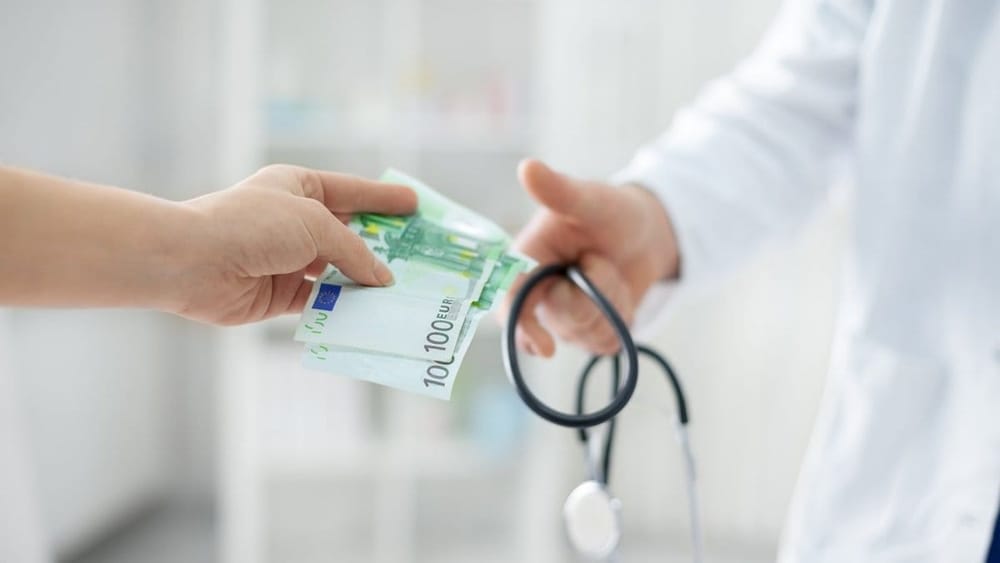 В Центре материнства и детства осуществляли поборы с родителей больных детей изображение публикации