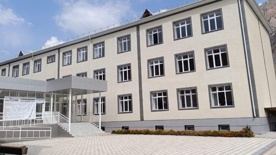 К новому учебному году в Кара-Куле откроют школу на 620 мест изображение публикации