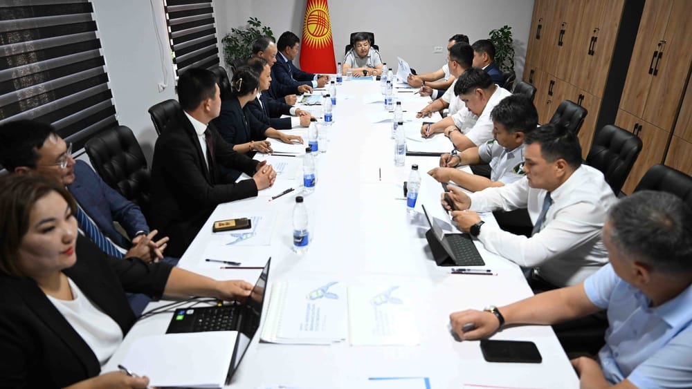 Акылбек Жапаров призвал бизнесменов поддерживать уязвимые слои населения изображение публикации