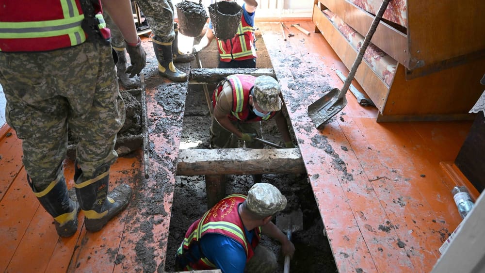 Кабмин КР выплатит компенсации пострадавшим от схода селей на Иссык-Куле изображение публикации