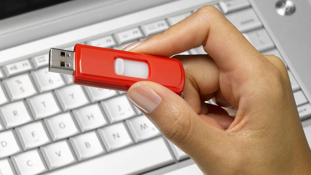 В Казахстане перестанут выдавать ЭЦП на флешках из-за их небезопасности изображение публикации