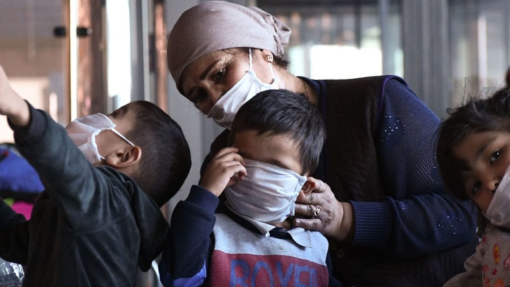 В Кыргызстане 72 тысячи детей остались на попечении родственников в связи с трудовой миграцией изображение публикации