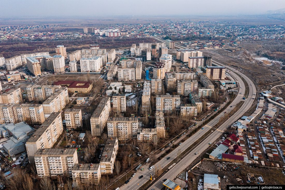 Бишкек рискует превратиться в коробку – депутат Масалиев о сносе старых зданий изображение публикации