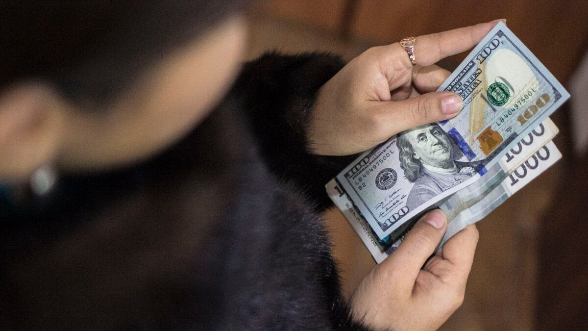 Евро укрепился, рубль, тенге и юань просели к сому — курс НБ КР на 4 декабря изображение публикации