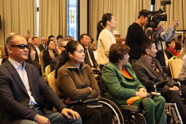 В Кыргызстане более 1.8 тысячи ЛОВЗ открыли свой бизнес через соцконтракт – Минсоцтруда изображение публикации