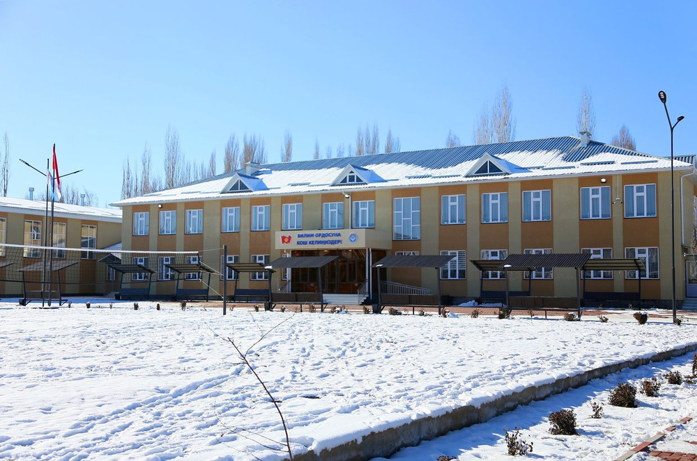 В Оше массово вернули в муниципальную собственность земли школ, детсадов и больницы изображение публикации