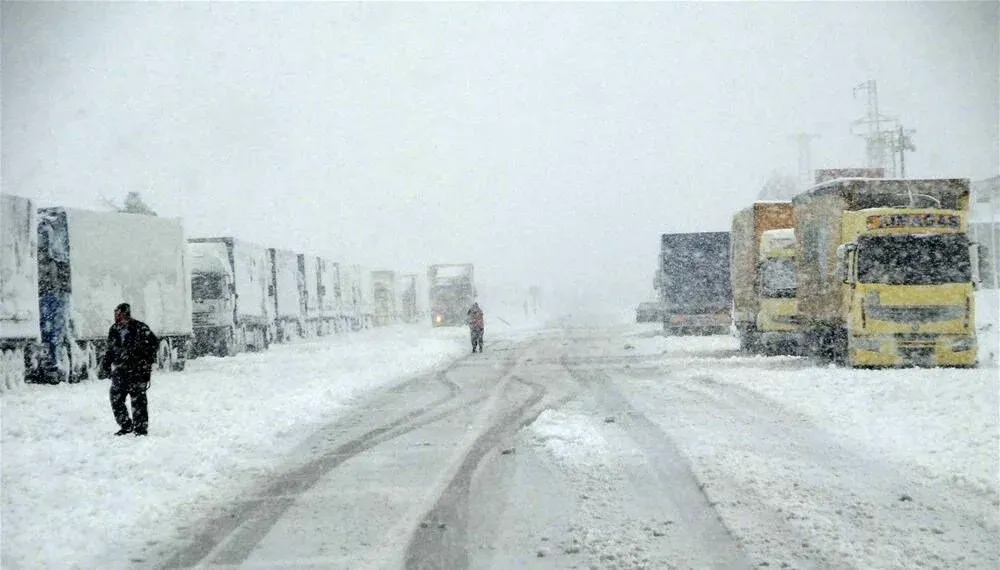 На посту «Сосновка» сняты ограничения для грузового транспорта изображение публикации