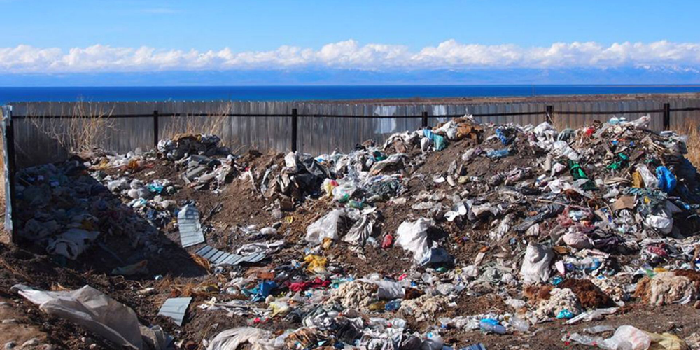 Местные власти оштрафованы за мусорные свалки на Иссык-Куле изображение публикации