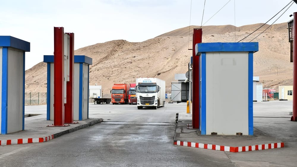 Электронная очередь и ускорение контроля: что изменится на КПП «Иркештам» изображение публикации