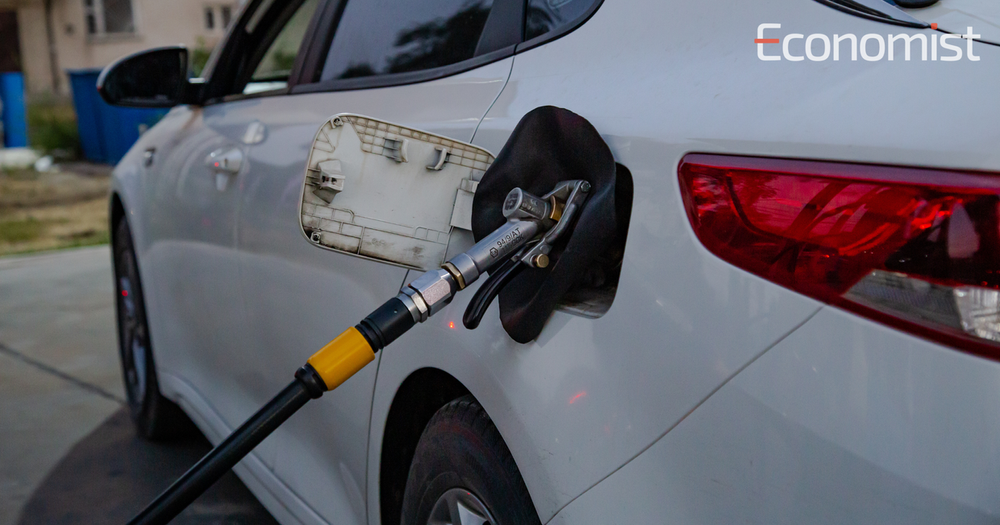 Кто доминирует на рынке топлива в КР и сколько ГСМ потребляют кыргызстанцы? Ответ Госантимонополии изображение публикации