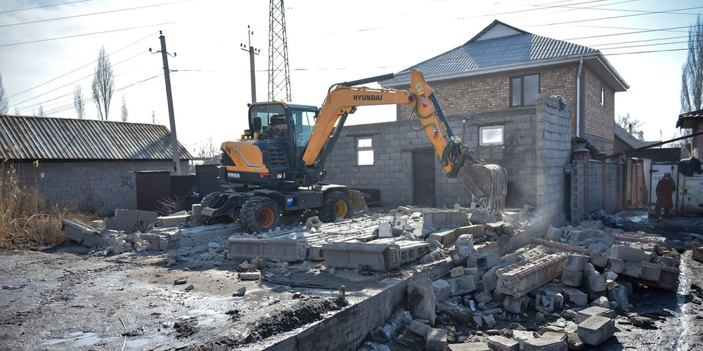 Собственники жилья в Оше получат 67.8 млн сомов компенсации за снос строений под строительство дороги изображение публикации