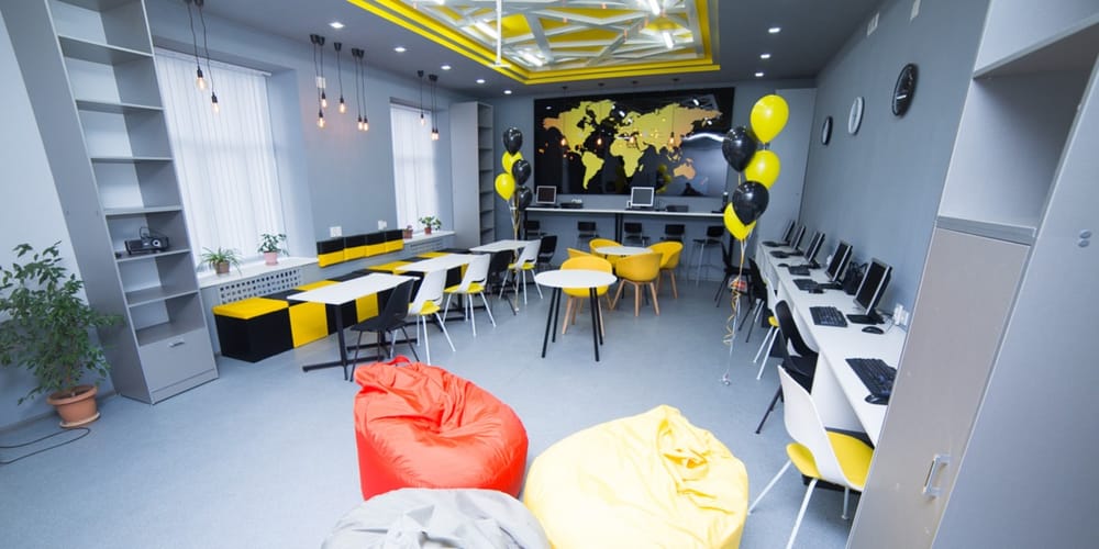 В бесплатном коворкинге Beeline в КГТУ обновили оборудование изображение публикации