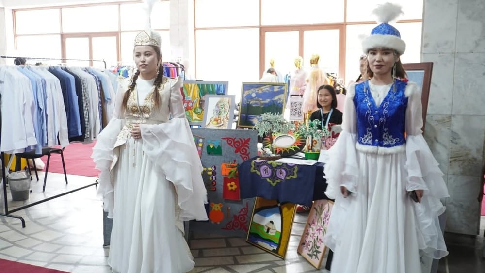 В Бишкеке проходит международная ярмарка Textile & Logistics – 2025 изображение публикации