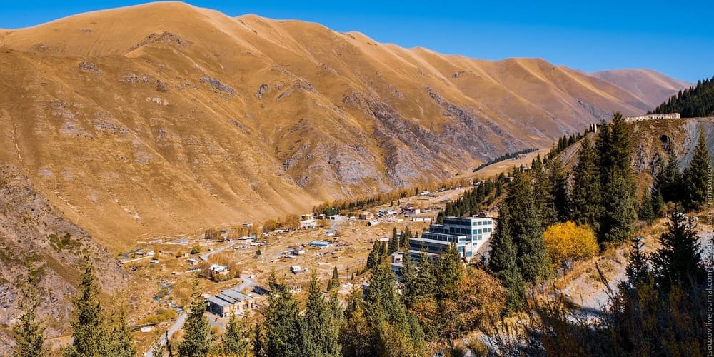 В КР построят спортивно-оздоровительный курорт с бассейном, прудом, кортом и рестораном-юртой изображение публикации