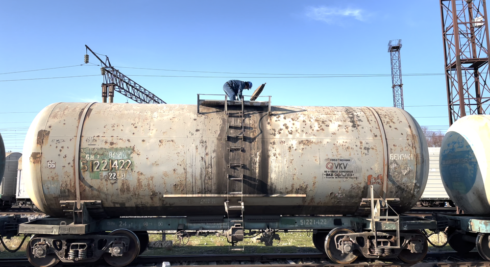 В Казахстане пресекли схему незаконного вывоза бензина в Кыргызстан — ущерб составил 15.5 млрд тенге изображение публикации