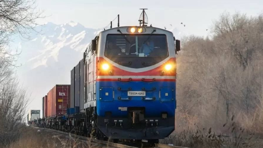 Казахстан предоставит Кыргызстану тарифные льготы на транзит и экспорт социально значимых товаров изображение публикации