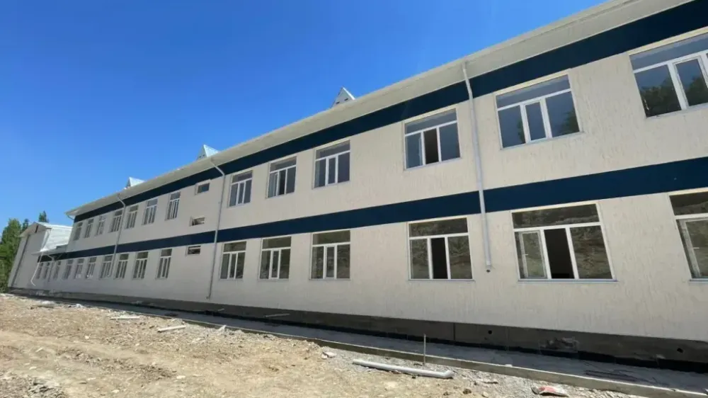 В Баткенской области до конца года планируют завершить строительство и капремонт 17 соцобъектов изображение публикации