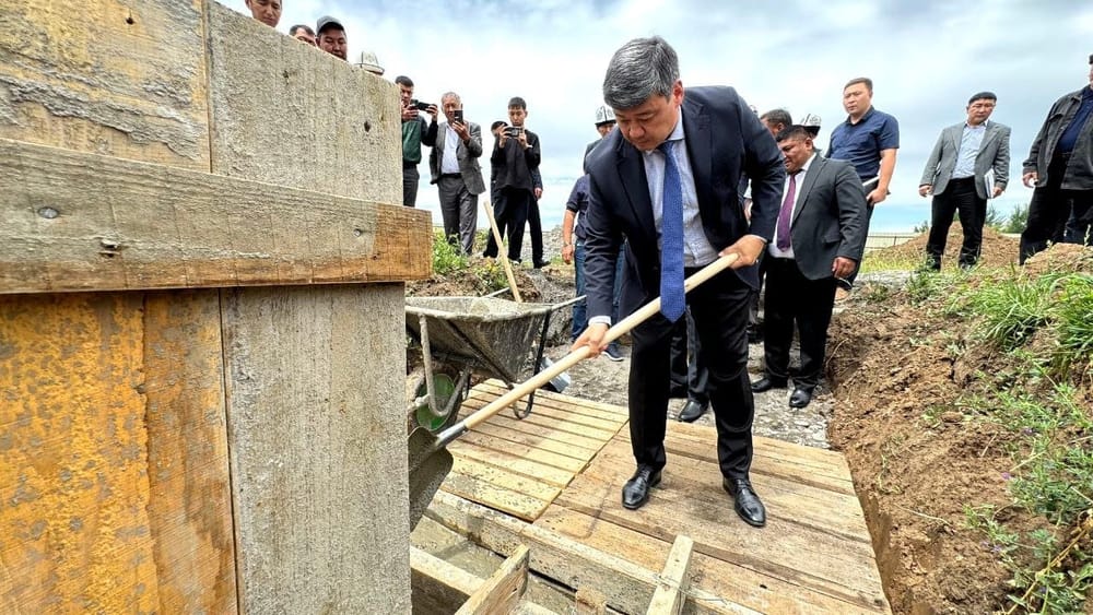 В Узгене начали строительство склада для фруктов и овощей на 600 тонн изображение публикации