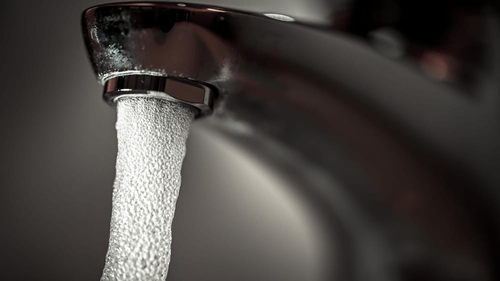 С 1 июня в Бишкеке начнут подавать горячую воду — мэрия напомнила о мерах предосторожности изображение публикации