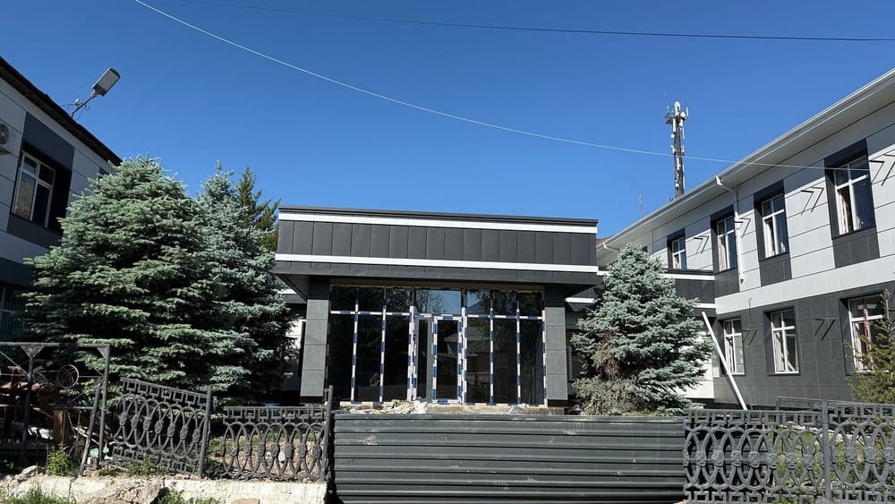 Строительство нового здания «Электрических станций» в Кара-Куле завершено на 70% изображение публикации