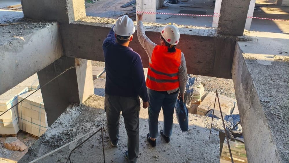 Минстрой оштрафовал на 600 тысяч сомов за нарушения курортные стройки на Иссык-Куле – фото изображение публикации